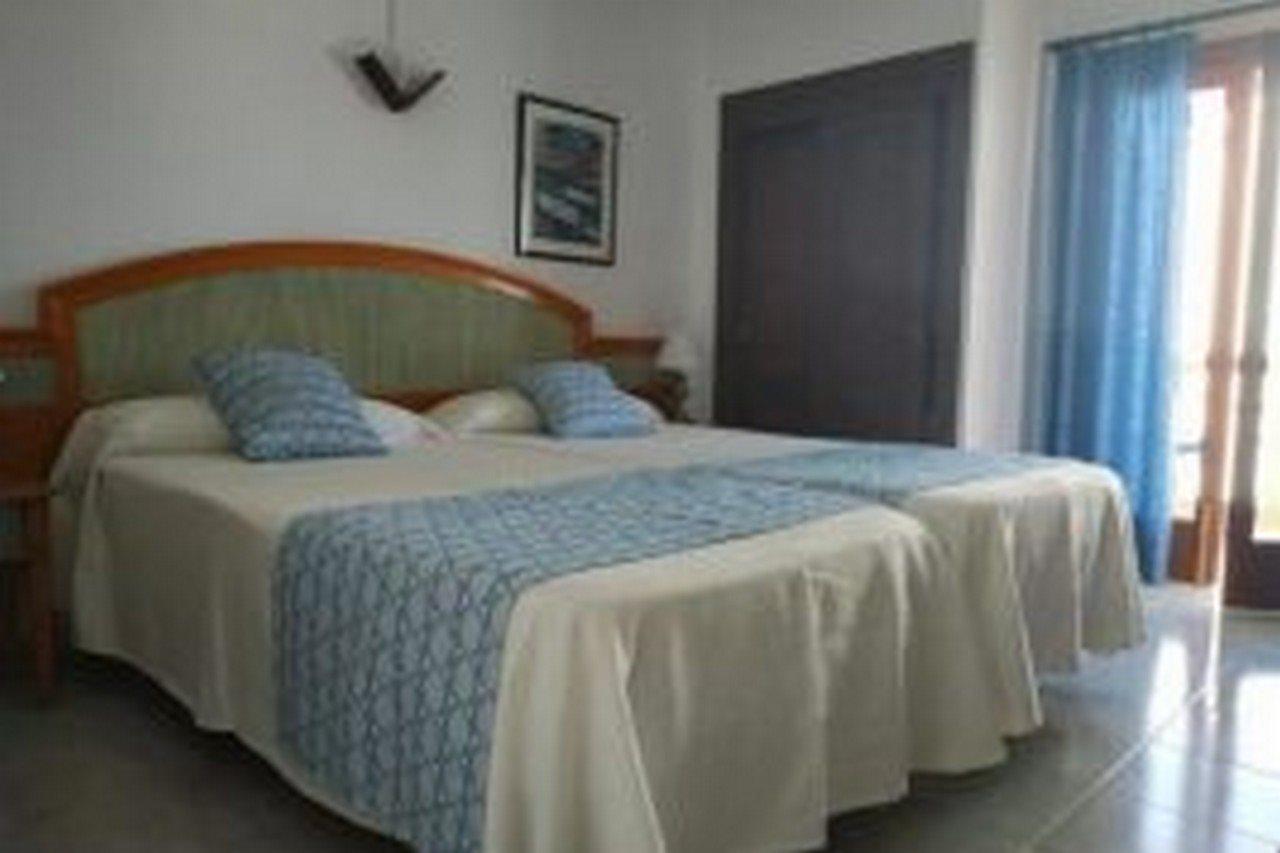 Hotel Martorell By Mhr Colonia de Sant Jordi Екстериор снимка