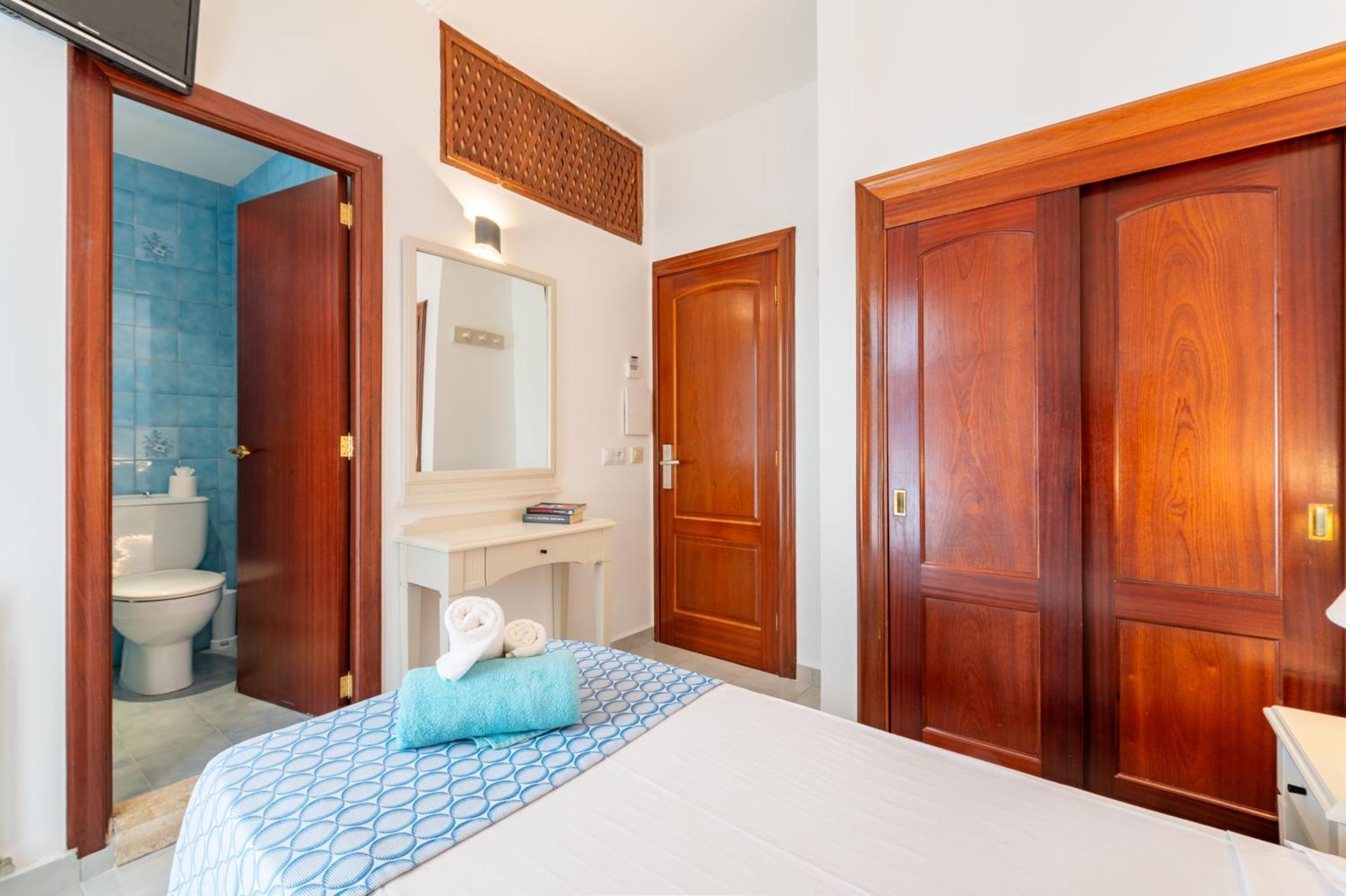 Hotel Martorell By Mhr Colonia de Sant Jordi Екстериор снимка