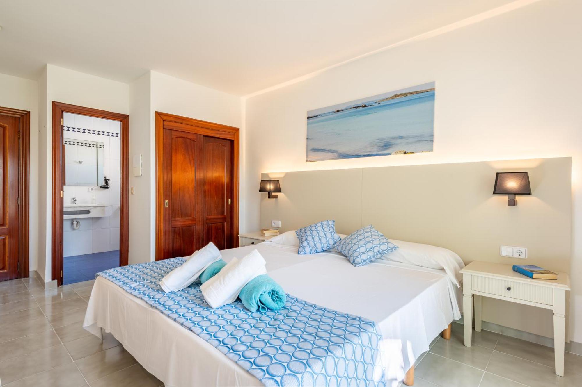 Hotel Martorell By Mhr Colonia de Sant Jordi Екстериор снимка