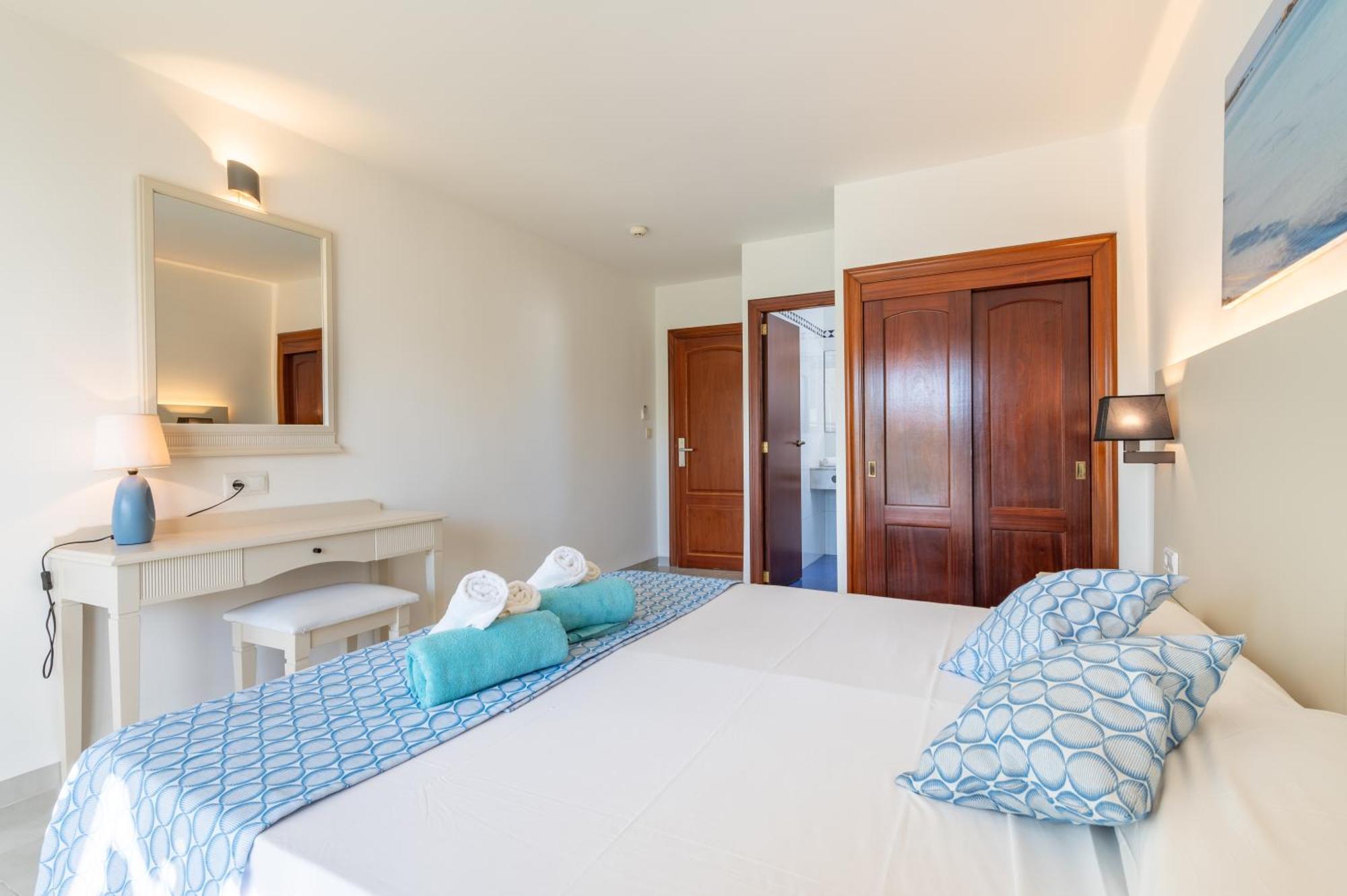 Hotel Martorell By Mhr Colonia de Sant Jordi Екстериор снимка