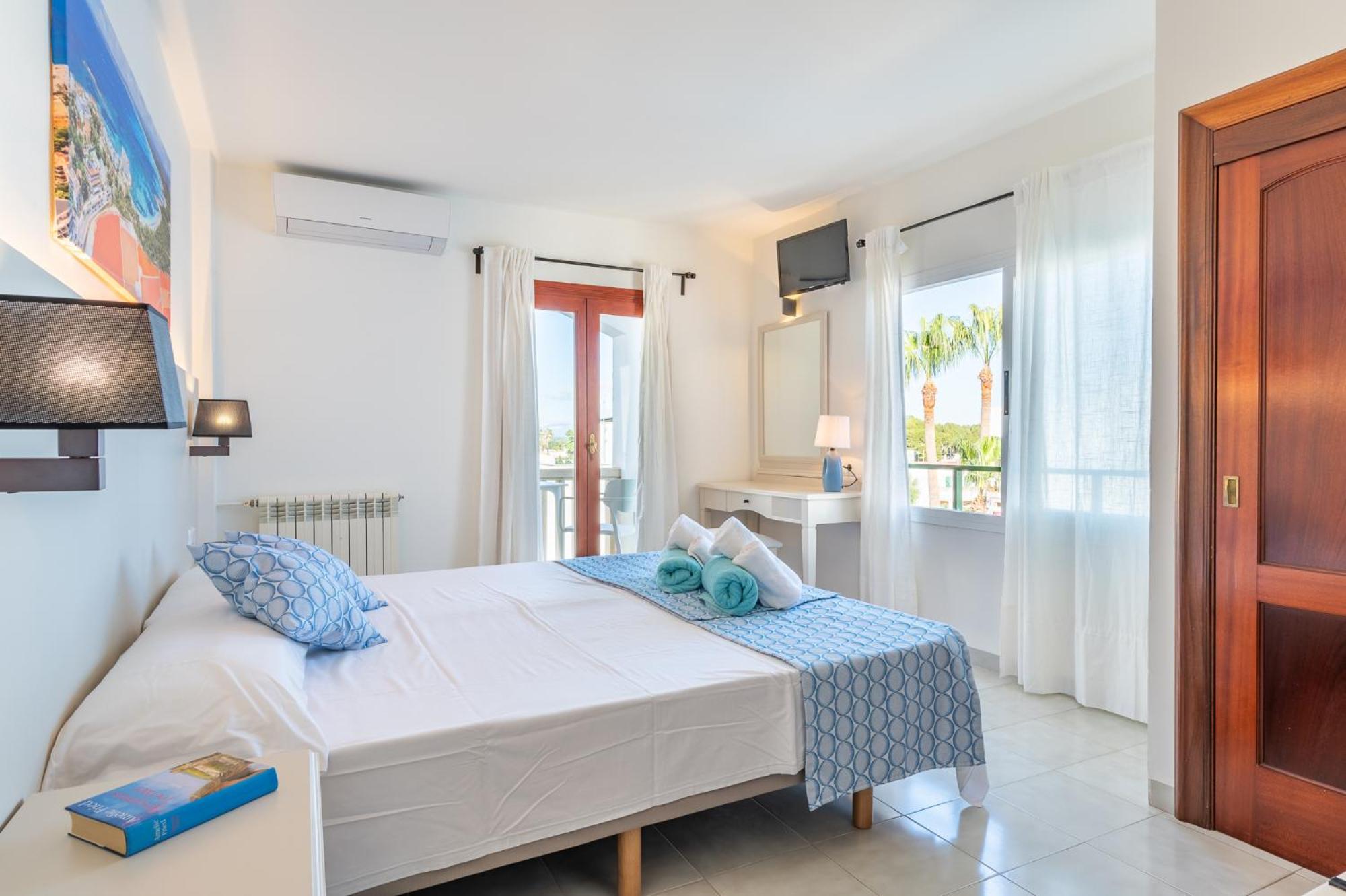 Hotel Martorell By Mhr Colonia de Sant Jordi Екстериор снимка